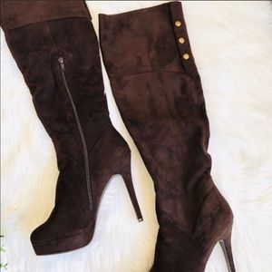 Charles David Tall Java ☕️ Suede Heeled Boots!